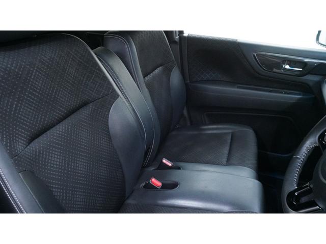 Ｎ－ＷＧＮカスタム Ｇ・Ｌパッケージ　禁煙車　ストラーダナビ　フルセグＴＶ　ＣＤ／ＤＶＤ再生　Ｂｌｕｅｔｏｏｔｈ接続　バックモニター　スマートキー　ベンチシート　　ＨＩＤヘッドライト　ＡＵＴＯライト　ビルトインＥＴＣナビ連動（24枚目）