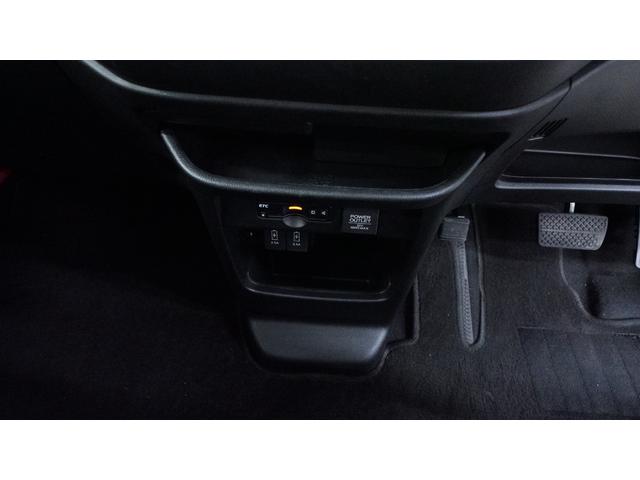 Ｎ－ＷＧＮカスタム Ｇ・Ｌパッケージ　禁煙車　ストラーダナビ　フルセグＴＶ　ＣＤ／ＤＶＤ再生　Ｂｌｕｅｔｏｏｔｈ接続　バックモニター　スマートキー　ベンチシート　　ＨＩＤヘッドライト　ＡＵＴＯライト　ビルトインＥＴＣナビ連動（32枚目）