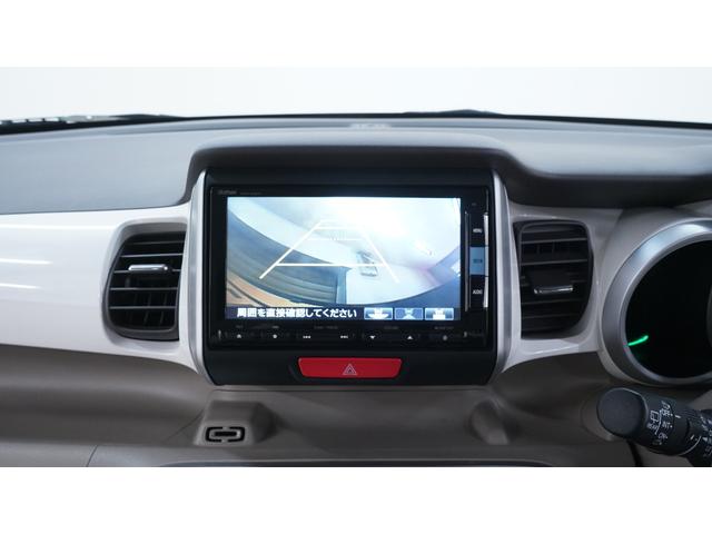 Ｎ－ＢＯＸ Ｇ・Ｌパッケージ　禁煙車　純正ナビ　地デジＴＶ　ＣＤ／ＤＶＤ再生　Ｂｌｕｅｔｏｏｔｈ接続　バックカメラ　パワースライドドア　インパネＡＴ　ベンチシートスマートキー　電動格納ドアミラーウィンカー　アイドリングストップ（10枚目）