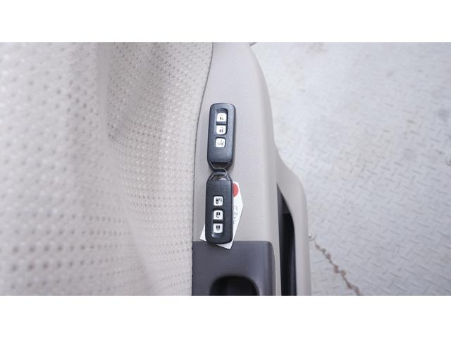 Ｎ－ＢＯＸ Ｇ・Ｌパッケージ　禁煙車　純正ナビ　地デジＴＶ　ＣＤ／ＤＶＤ再生　Ｂｌｕｅｔｏｏｔｈ接続　バックカメラ　パワースライドドア　インパネＡＴ　ベンチシートスマートキー　電動格納ドアミラーウィンカー　アイドリングストップ（15枚目）