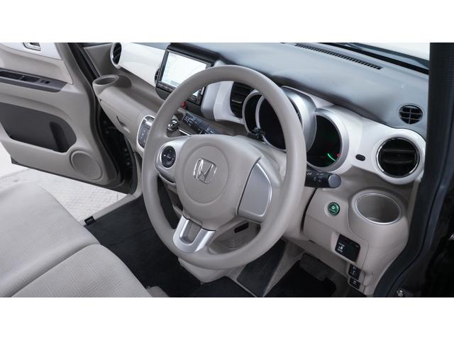 Ｎ－ＢＯＸ Ｇ・Ｌパッケージ　禁煙車　純正ナビ　地デジＴＶ　ＣＤ／ＤＶＤ再生　Ｂｌｕｅｔｏｏｔｈ接続　バックカメラ　パワースライドドア　インパネＡＴ　ベンチシートスマートキー　電動格納ドアミラーウィンカー　アイドリングストップ（17枚目）