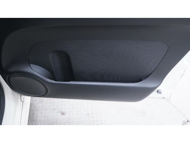 Ｎ－ＢＯＸカスタム Ｇ・ターボパッケージ　禁煙車　ターボ　ナビ装着車スペシャルパッケージ　ストラーダナビ　フルセグＴＶ　ＣＤ／ＤＶＤ再生　Ｂｌｕｅｔｏｏｔｈ接続　両側パワースライドドア　ＨＩＤヘッドライト　電動格納ドアミラー　ＥＴＣ（14枚目）