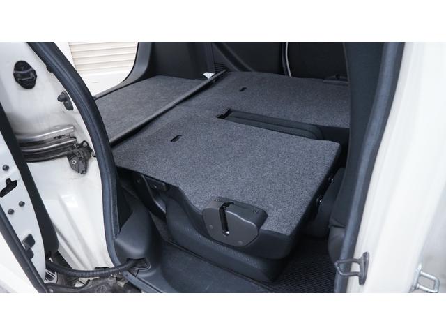 Ｎ－ＢＯＸカスタム Ｇ・ターボパッケージ　禁煙車　ターボ　ナビ装着車スペシャルパッケージ　ストラーダナビ　フルセグＴＶ　ＣＤ／ＤＶＤ再生　Ｂｌｕｅｔｏｏｔｈ接続　両側パワースライドドア　ＨＩＤヘッドライト　電動格納ドアミラー　ＥＴＣ（39枚目）