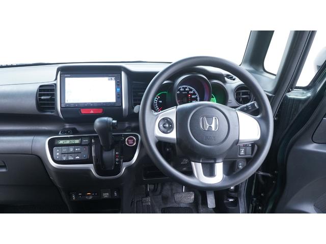 Ｎ－ＢＯＸ Ｇ　ターボＳＳパッケージ　禁煙車　後期　Ｇａｔｈｅｒｓ’ナビ　ＴＶ　ＣＤ／ＤＶＤ再生　Ｂｌｕｅｔｏｏｔｈ接続　バックカメラ　パワースライドドア　スマートキー　ＨＩＤヘッドライト　ＡＵＴＯエアコン　ＥＴＣ　アイドリングストップ（3枚目）