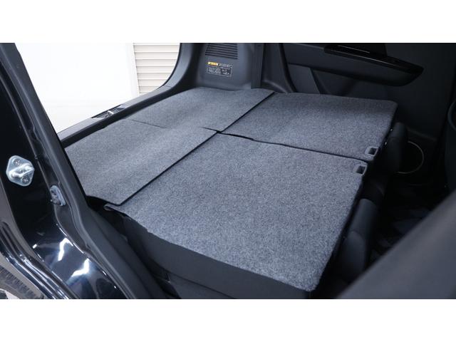 ワゴンＲスティングレー リミテッドＩＩ　禁煙車　スマートキー　プッシュスタート　インパネＡＴ　ベンチシート　アームレスト　ＨＩＤヘッドライト　革巻きハンドル　　シートヒーター　助手席下収納　電動格納ドアミラー　純正１５インチアルミホイール（40枚目）