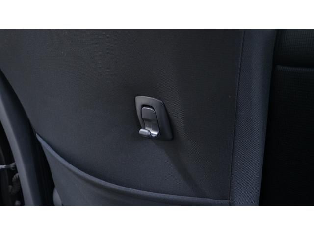 ワゴンＲスティングレー リミテッドＩＩ　禁煙車　スマートキー　プッシュスタート　インパネＡＴ　ベンチシート　アームレスト　ＨＩＤヘッドライト　革巻きハンドル　　シートヒーター　助手席下収納　電動格納ドアミラー　純正１５インチアルミホイール（42枚目）