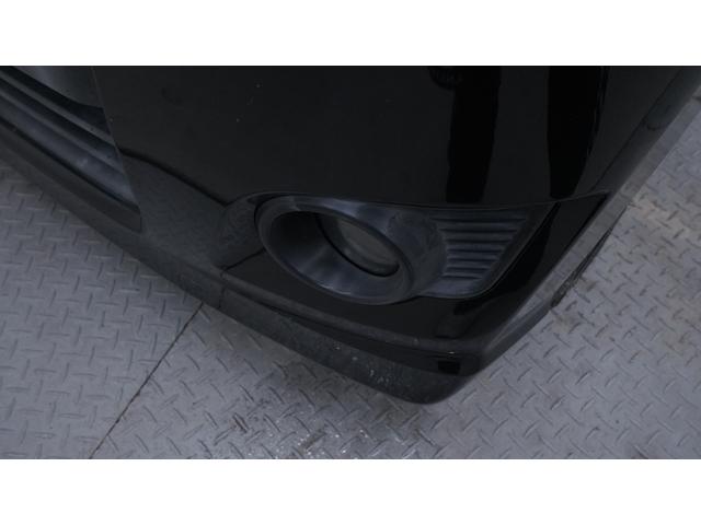 ワゴンＲスティングレー リミテッドＩＩ　禁煙車　スマートキー　プッシュスタート　インパネＡＴ　ベンチシート　アームレスト　ＨＩＤヘッドライト　革巻きハンドル　　シートヒーター　助手席下収納　電動格納ドアミラー　純正１５インチアルミホイール（56枚目）