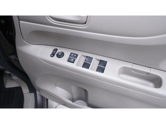 Ｎ－ＢＯＸ Ｇ・Ｌパッケージ　禁煙車　純正Ｇａｔｈｅｒｓ’ナビ　地デジＴＶ　ＣＤ／ＤＶＤ再生　バックカメラ　パワースライドドア　スマートキー　電動格納ドアミラー　ステアリングスイッチ　１４インチアルミホイール　アイドリングストップ（13枚目）