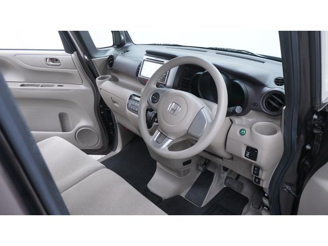 Ｎ－ＢＯＸ Ｇ・Ｌパッケージ　禁煙車　純正Ｇａｔｈｅｒｓ’ナビ　地デジＴＶ　ＣＤ／ＤＶＤ再生　バックカメラ　パワースライドドア　スマートキー　電動格納ドアミラー　ステアリングスイッチ　１４インチアルミホイール　アイドリングストップ（16枚目）