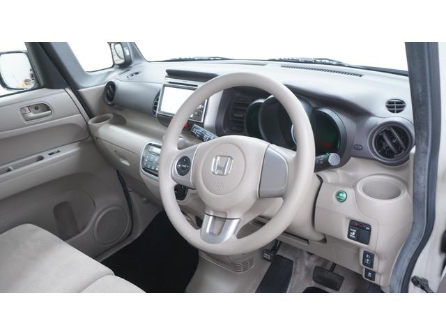 Ｎ－ＢＯＸ Ｇ・Ｌパッケージ　禁煙車　ナビ装着車スペシャルパッケージ　純正ナビ　地デジＴＶ　ＣＤ／ＤＶＤ再生　バックカメラ　パワースライドドア　スマートキー　ＡＵＴＯライト　電動格納ドアミラー　アイドリングストップ（17枚目）