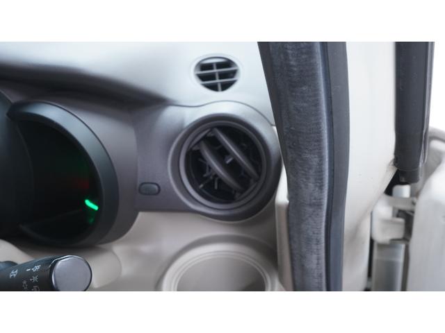 Ｎ－ＢＯＸ Ｇ・Ｌパッケージ　禁煙車　ナビ装着車スペシャルパッケージ　純正ナビ　地デジＴＶ　ＣＤ／ＤＶＤ再生　バックカメラ　パワースライドドア　スマートキー　ＡＵＴＯライト　電動格納ドアミラー　アイドリングストップ（19枚目）