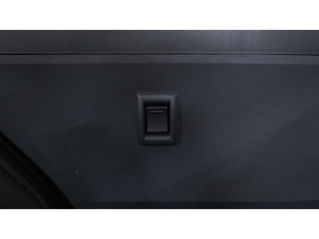 タント カスタムＸ　トップエディションＳＡＩＩＩ　純正ＳＤナビ　フルセグＴＶ　ＣＤ／ＤＶＤ再生　Ｂｌｕｅｔｏｏｔｈ　バックモニター　スマートアシスト　パワースライドドア　スマートキー　プッシュスタート　インパネＡＴ　ベンチシート　アームレスト（42枚目）