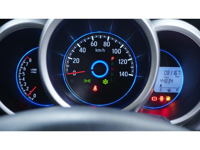 Ｎ－ＢＯＸカスタム Ｇ　ＳＳブラックスタイルパッケージ　禁煙車　あんしんパッケージ　Ｇａｔｈｅｒｓ’メモリーナビ　フルセグＴＶ　ＣＤ／ＤＶＤ再生　バックカメラ　両側パワースライドドア　スマートキー　プッシュスタート　インパネＡＴ　ベンチシート　アームレスト（26枚目）