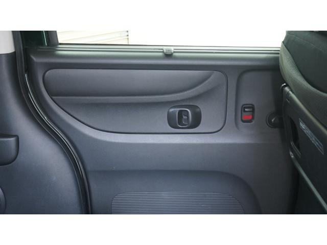 Ｎ－ＢＯＸカスタム Ｇ　ＳＳブラックスタイルパッケージ　禁煙車　あんしんパッケージ　Ｇａｔｈｅｒｓ’メモリーナビ　フルセグＴＶ　ＣＤ／ＤＶＤ再生　バックカメラ　両側パワースライドドア　スマートキー　プッシュスタート　インパネＡＴ　ベンチシート　アームレスト（42枚目）