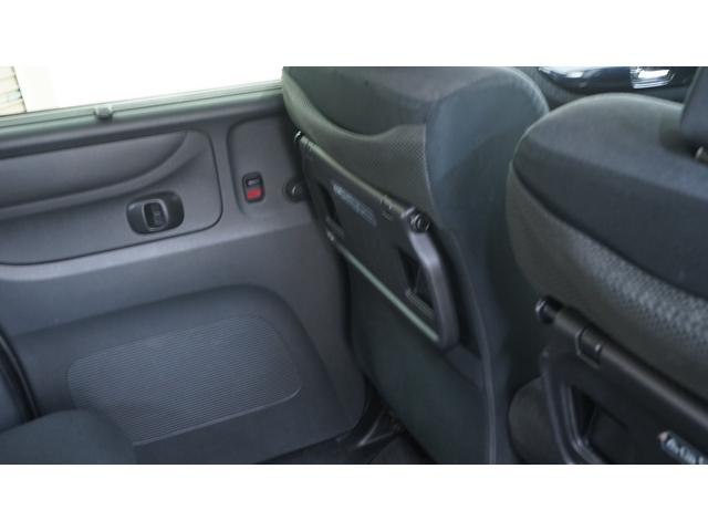 Ｎ－ＢＯＸカスタム Ｇ　ＳＳブラックスタイルパッケージ　禁煙車　あんしんパッケージ　Ｇａｔｈｅｒｓ’メモリーナビ　フルセグＴＶ　ＣＤ／ＤＶＤ再生　バックカメラ　両側パワースライドドア　スマートキー　プッシュスタート　インパネＡＴ　ベンチシート　アームレスト（43枚目）