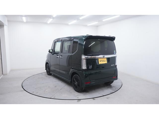 Ｎ－ＢＯＸカスタム Ｇ　ＳＳブラックスタイルパッケージ　禁煙車　あんしんパッケージ　Ｇａｔｈｅｒｓ’メモリーナビ　フルセグＴＶ　ＣＤ／ＤＶＤ再生　バックカメラ　両側パワースライドドア　スマートキー　プッシュスタート　インパネＡＴ　ベンチシート　アームレスト（63枚目）