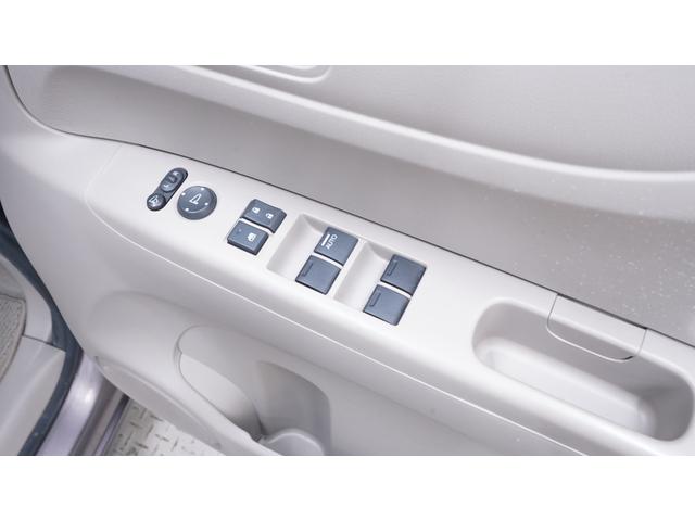 Ｎ－ＢＯＸ Ｇ・Ｌパッケージ　禁煙車　社外ナビ　地デジＴＶ　パワースライドドア　スマートキー　プッシュスタート　ＡＵＴＯエアコン　　ステアリングスイッチ　電動格納ドアミラー　Ｅ－ＣＯＮモード　アイドリングストップ　ＥＴＣ（13枚目）