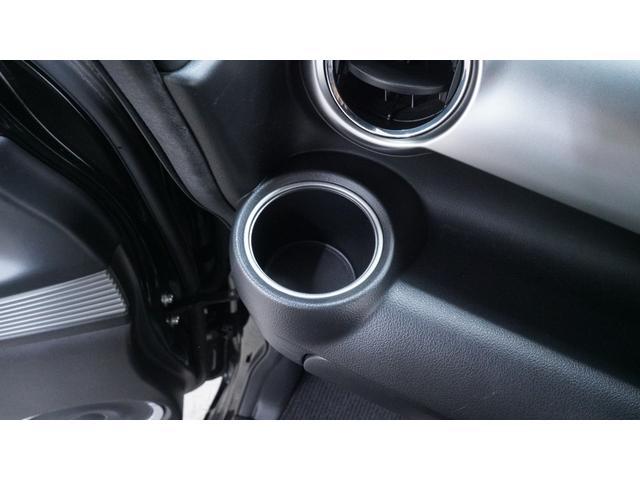 敷地内に国指定の整備工場も完備！