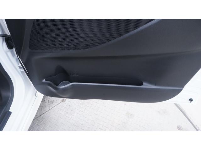 全てが当社で完結します！軽モールは、トータルカーサポート店です。保険屋さんへのお電話や修理、保険更新や車検、めんどうな手続きまで全ておまかせください。