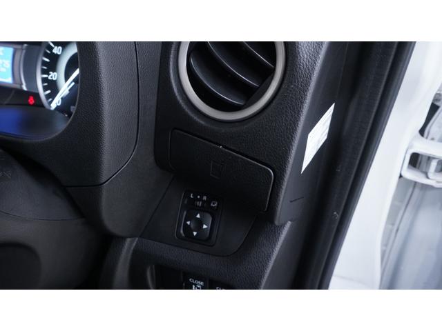 当店は大手保険会社の代理店！専任スタッフが常駐しておりますのでご相談はどうぞお気軽に♪