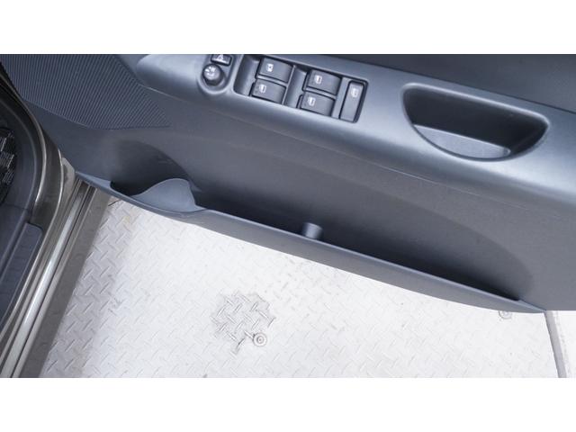 タント カスタムＸ　禁煙車　社外ナビ　地デジＴＶ　Ｂｌｕｅｔｏｏｔｈ　パワースライドドア　ＨＩＤヘッドライト　ＥＴＣ　キーフリー　ＡＵＴＯエアコン　ミラクルオープンドア　ベンチシート　アームレスト　純正１４インチアルミ（14枚目）