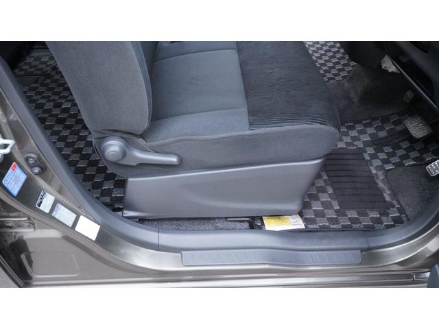 タント カスタムＸ　禁煙車　社外ナビ　地デジＴＶ　Ｂｌｕｅｔｏｏｔｈ　パワースライドドア　ＨＩＤヘッドライト　ＥＴＣ　キーフリー　ＡＵＴＯエアコン　ミラクルオープンドア　ベンチシート　アームレスト　純正１４インチアルミ（22枚目）