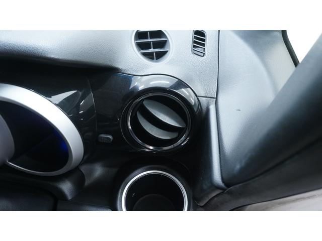 Ｎ－ＢＯＸカスタム Ｇ　ＳＳパッケージ　禁煙車　後期　純正ナビ　フルセグＴＶ　バックカメラ　両側パワースライドドア　衝突被害軽減ブレーキ　スマートキー　ＡＵＴＯライト　ＡＵＴＯエアコン　ＥＴＣ　純正１４インチアルミ　アイドリングストップ（20枚目）