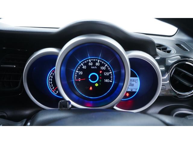 Ｎ－ＢＯＸカスタム Ｇ　ＳＳパッケージ　禁煙車　後期　純正ナビ　フルセグＴＶ　バックカメラ　両側パワースライドドア　衝突被害軽減ブレーキ　スマートキー　ＡＵＴＯライト　ＡＵＴＯエアコン　ＥＴＣ　純正１４インチアルミ　アイドリングストップ（26枚目）