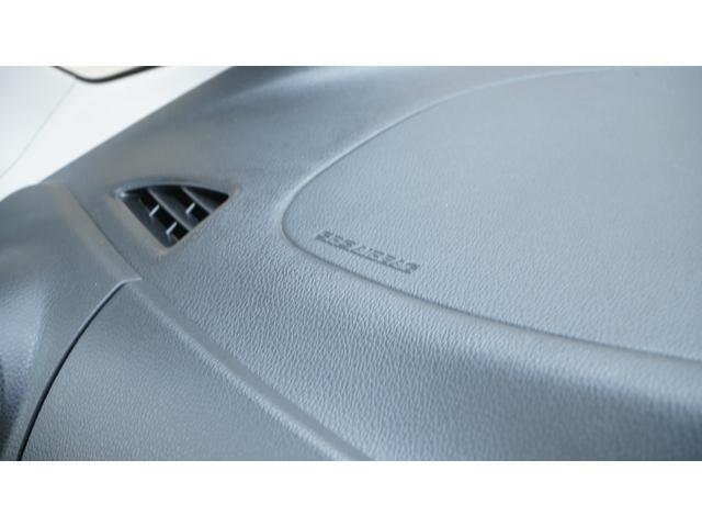 ｅＫカスタム Ｔ　禁煙車　社外ナビ　フルセグＴＶ　ＣＤ／ＤＶＤ　バックモニター　ＨＩＤヘッドライト　ＡＵＴＯライト　スマートキー　プッシュスタート　アームレスト　純正１５インチアルミホイール　革巻きハンドル　ＥＴＣ（29枚目）