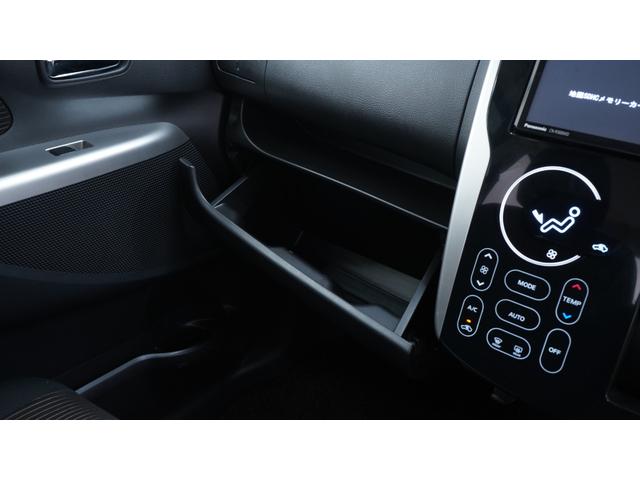 ｅＫカスタム Ｔ　禁煙車　社外ナビ　フルセグＴＶ　ＣＤ／ＤＶＤ　バックモニター　ＨＩＤヘッドライト　ＡＵＴＯライト　スマートキー　プッシュスタート　アームレスト　純正１５インチアルミホイール　革巻きハンドル　ＥＴＣ（33枚目）