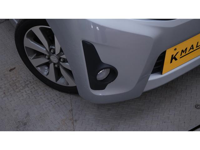 ｅＫカスタム Ｔ　禁煙車　社外ナビ　フルセグＴＶ　ＣＤ／ＤＶＤ　バックモニター　ＨＩＤヘッドライト　ＡＵＴＯライト　スマートキー　プッシュスタート　アームレスト　純正１５インチアルミホイール　革巻きハンドル　ＥＴＣ（47枚目）