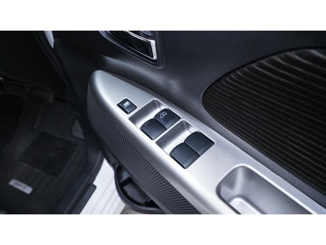 デイズ ハイウェイスター　Ｇ　禁煙車　社外ＳＤナビ　フルセグＴＶ　ＣＤ／ＤＶＤ再生　Ｂｌｕｅｔｏｏｔｈ接続　アラウンドビューモニター　インテリジェントキー　プッシュスタート　アームレスト　ベンチシート　ＨＩＤヘッドライト（16枚目）