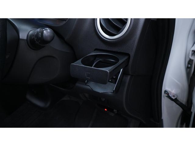 デイズ ハイウェイスター　Ｇ　禁煙車　社外ＳＤナビ　フルセグＴＶ　ＣＤ／ＤＶＤ再生　Ｂｌｕｅｔｏｏｔｈ接続　アラウンドビューモニター　インテリジェントキー　プッシュスタート　アームレスト　ベンチシート　ＨＩＤヘッドライト（23枚目）