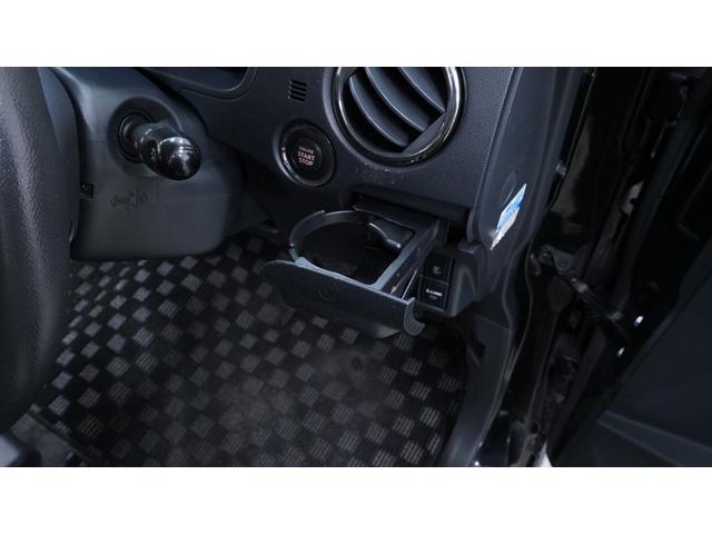 ���X�͑��ی���Ђ̑㗝�X�I��C�X�^�b�t���풓���Ă���܂��̂ł����k�͂ǂ������C�y�Ɂ�