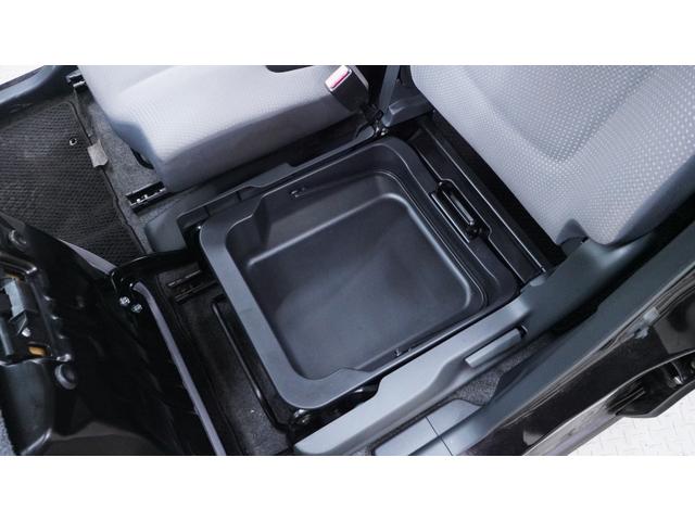 ���X�͑��ی���Ђ̑㗝�X�I��C�X�^�b�t���풓���Ă���܂��̂ł����k�͂ǂ������C�y�Ɂ�