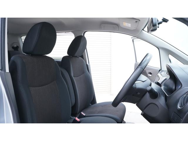 ｅＫカスタム Ｔ　禁煙車　ターボ　ディスプレイオーディオ　バックカメラ　スマートキー　プッシュスタート　ベンチシート　アームレスト　革巻きハンドル　電動格納ドアミラーウィンカー　純正１５インチアルミホイール（12枚目）