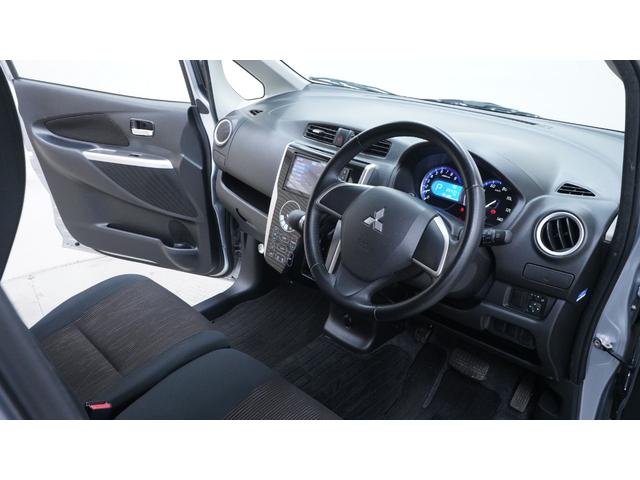 ｅＫカスタム Ｔ　禁煙車　ターボ　ディスプレイオーディオ　バックカメラ　スマートキー　プッシュスタート　ベンチシート　アームレスト　革巻きハンドル　電動格納ドアミラーウィンカー　純正１５インチアルミホイール（16枚目）