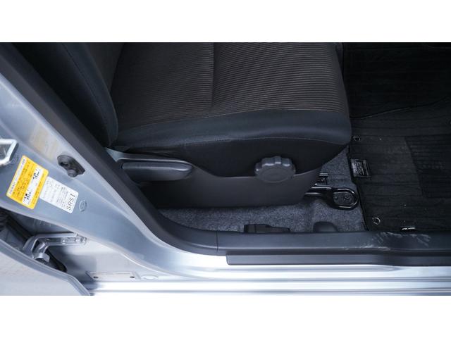 ｅＫカスタム Ｔ　禁煙車　ターボ　ディスプレイオーディオ　バックカメラ　スマートキー　プッシュスタート　ベンチシート　アームレスト　革巻きハンドル　電動格納ドアミラーウィンカー　純正１５インチアルミホイール（22枚目）