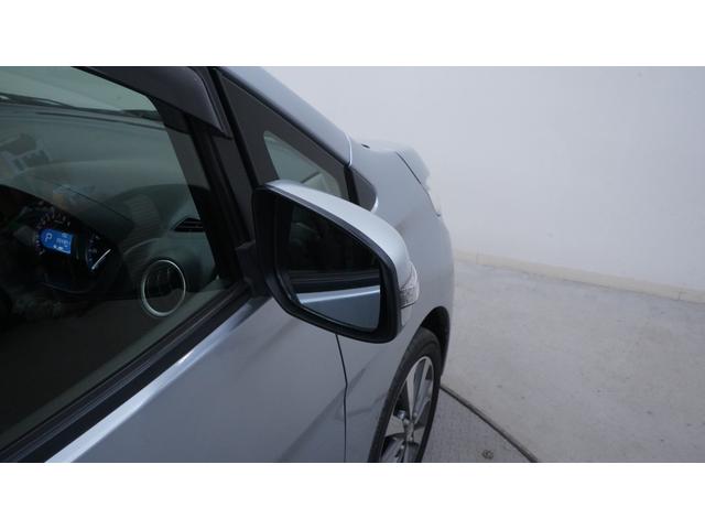 ｅＫカスタム Ｔ　禁煙車　ターボ　ディスプレイオーディオ　バックカメラ　スマートキー　プッシュスタート　ベンチシート　アームレスト　革巻きハンドル　電動格納ドアミラーウィンカー　純正１５インチアルミホイール（49枚目）