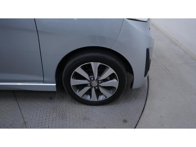ｅＫカスタム Ｔ　禁煙車　ターボ　ディスプレイオーディオ　バックカメラ　スマートキー　プッシュスタート　ベンチシート　アームレスト　革巻きハンドル　電動格納ドアミラーウィンカー　純正１５インチアルミホイール（50枚目）