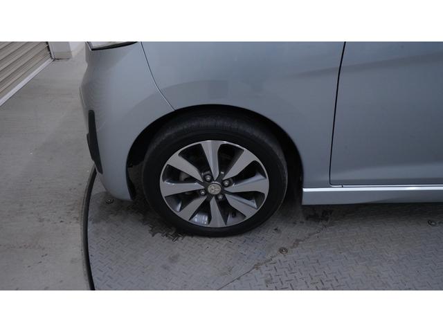 ｅＫカスタム Ｔ　禁煙車　ターボ　ディスプレイオーディオ　バックカメラ　スマートキー　プッシュスタート　ベンチシート　アームレスト　革巻きハンドル　電動格納ドアミラーウィンカー　純正１５インチアルミホイール（61枚目）