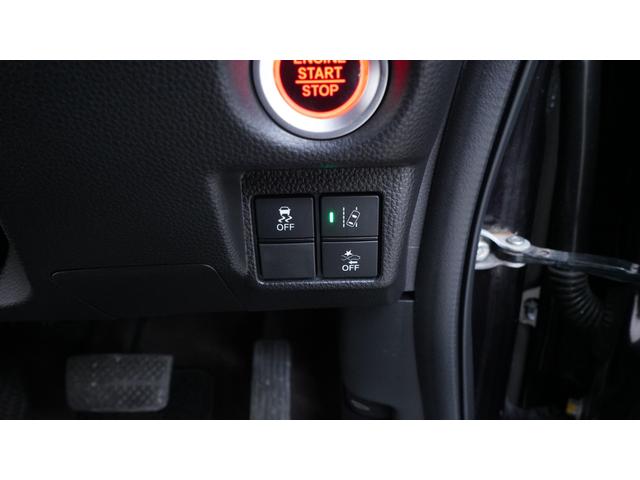 ���X�͑��ی���Ђ̑㗝�X�I��C�X�^�b�t���풓���Ă���܂��̂ł����k�͂ǂ������C�y�Ɂ�