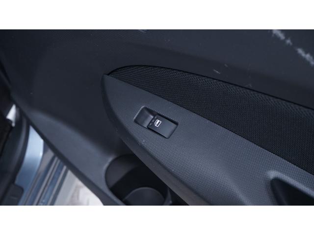 ムーヴ カスタム　Ｘリミテッド　禁煙車　社外メモリーナビ　フルセグＴＶ　Ｂｌｕｅｔｏｏｔｈ　ＣＤ／ＤＶＤ　バックカメラ　スマートキー　プッシュスタート　ベンチシート　アームレスト　ＬＥＤヘッドライト　ＡＵＴＯライト　ＡＵＴＯエアコン（46枚目）