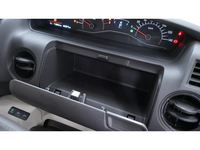 ���X�͑��ی���Ђ̑㗝�X�I��C�X�^�b�t���풓���Ă���܂��̂ł����k�͂ǂ������C�y�Ɂ�