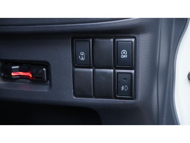 スペーシアカスタム GS パワースライドドア スマートキー プッシュスタート ベンチシート アームレスト ステアリングスイッチ チルトステアリング シートリフター HIDヘッドライト AUTOライト フォグライト(8枚目)