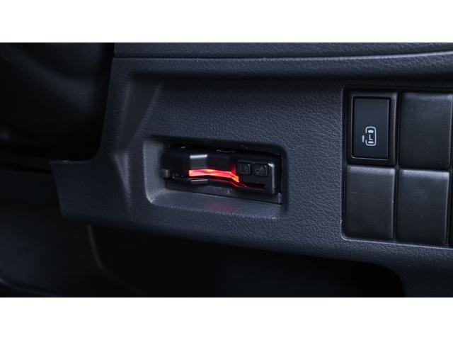 スペーシアカスタム GS パワースライドドア スマートキー プッシュスタート ベンチシート アームレスト ステアリングスイッチ チルトステアリング シートリフター HIDヘッドライト AUTOライト フォグライト(9枚目)