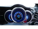 Ｇ・Ｌパッケージ　禁煙車　カロッツェリアナビ　地デジＴＶ　ＣＤ再生　パワースライドドア　スマートキー　プッシュスタート　ＡＵＴＯエアコン　ＨＩＤヘッドライト　ＡＵＴＯライト　ステアリングスイッチ　チルトステアリング（23枚目）