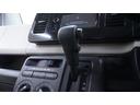 Ｓ　フル装備　Ｗエアバック　禁煙車　地デジＴＶ　ＣＤ／ＤＶＤ再生　スマートキー　プッシュスタート　インパネＡＴ　ベンチシート　アームレスト　社外１３インチアルミホイール　アイドリングストップ（24枚目）