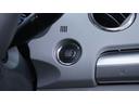 ワゴンＲ ＦＸリミテッド　禁煙車　純正オーディオ　スマートキー　革巻きハンドル　チルトステアリング　シートリフター　ヘッドライトレベライザー　電動格納ドアミラーウィンカー　ＡＵＴＯエアコン（8枚目）