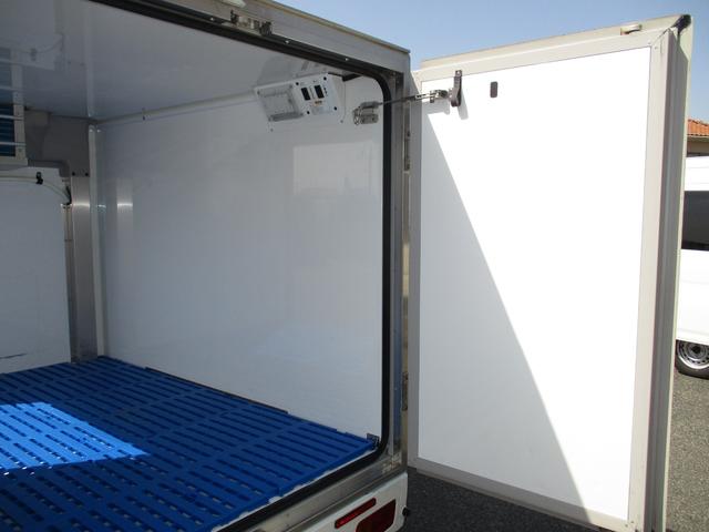 スタンダード　冷蔵冷凍車　－７度設定　オートマ　デンソー製冷凍機　ハイルーフ　スノコ付き(26枚目)